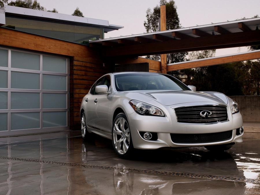  Infiniti M37 S 2010 года  (фото 8 из 8)